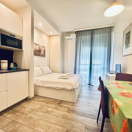 Cdm Studio By Florencehospitality Com Luaran gambar